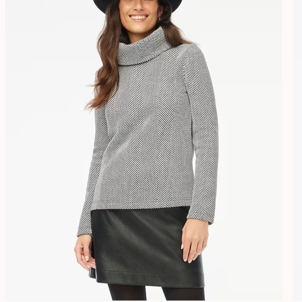 J Crew Long Sleeve Funnelneck Pullover Sweater